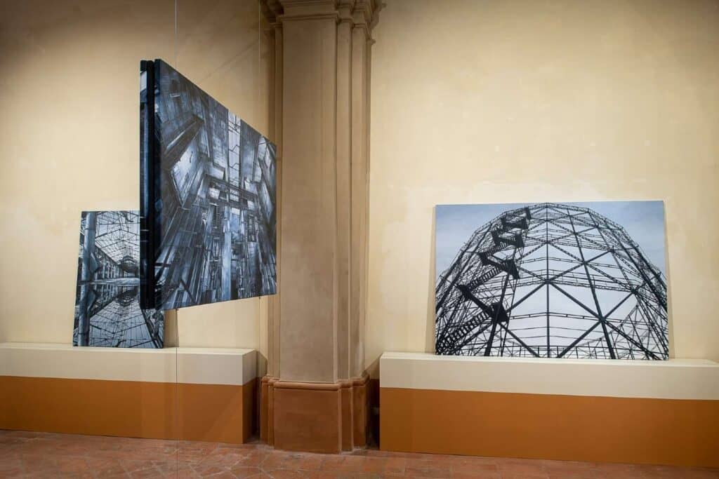 Alcune delle opere in mostra di Andrea Chiesi dal titolo "Eschatos" nella prima sala dell'ex convento di San Paolo